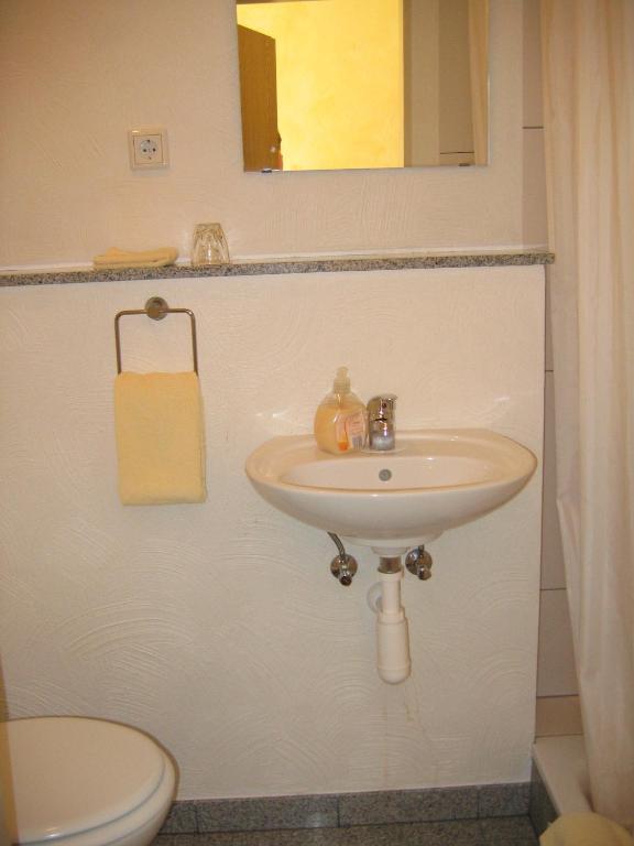Hotel Rosenhof Düsseldorf Room photo