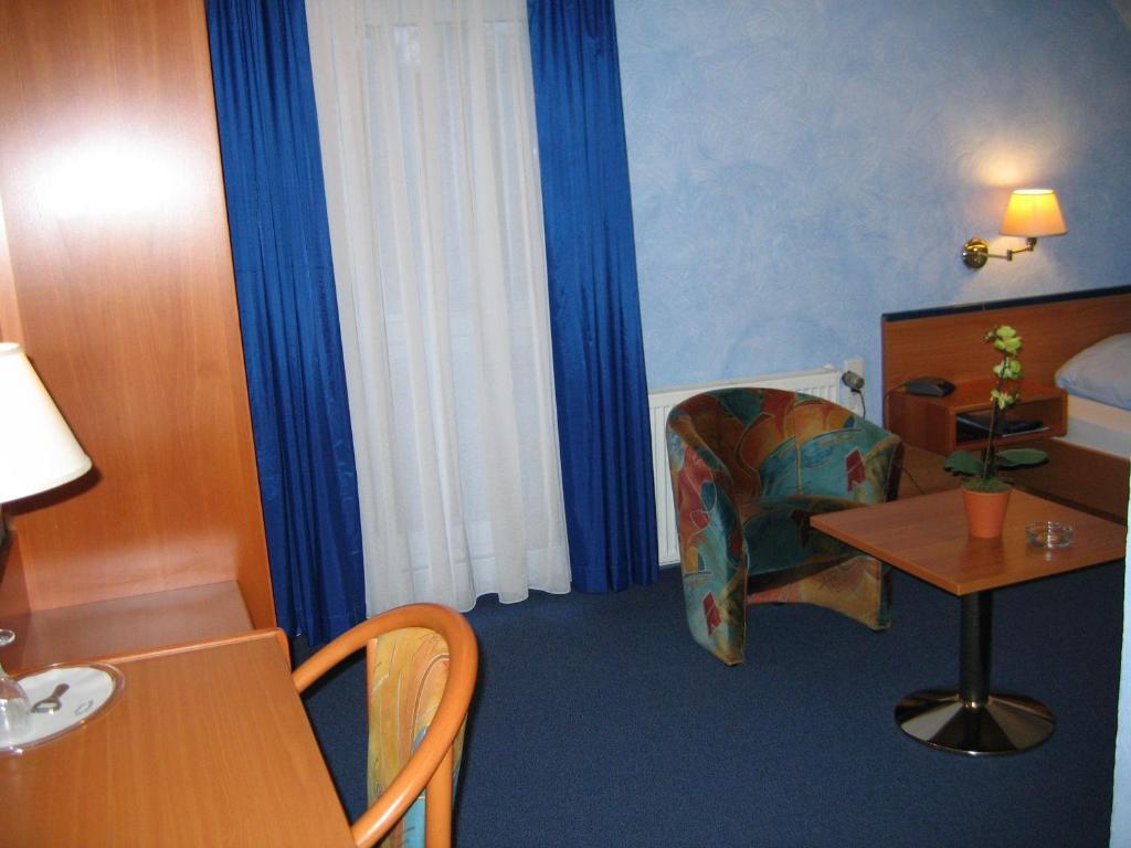 Hotel Rosenhof Düsseldorf Room photo